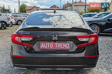 Седан Honda Accord 2018 в 