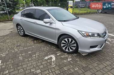 Седан Honda Accord 2015 в 