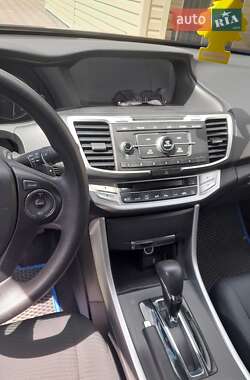 Купе Honda Accord 2014 в 