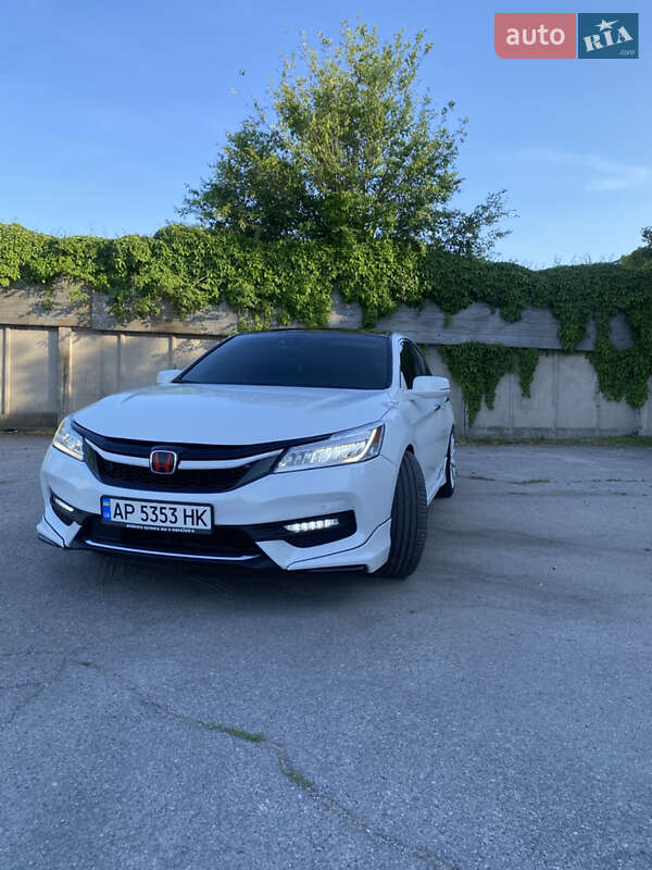 Седан Honda Accord 2017 в Дніпрі фото 3 Седан Honda Accord 2017 в Дніпрі