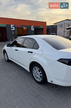 Седан Honda Accord 2011 в 