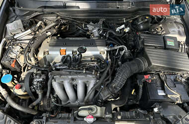 Седан Honda Accord 2006 в 