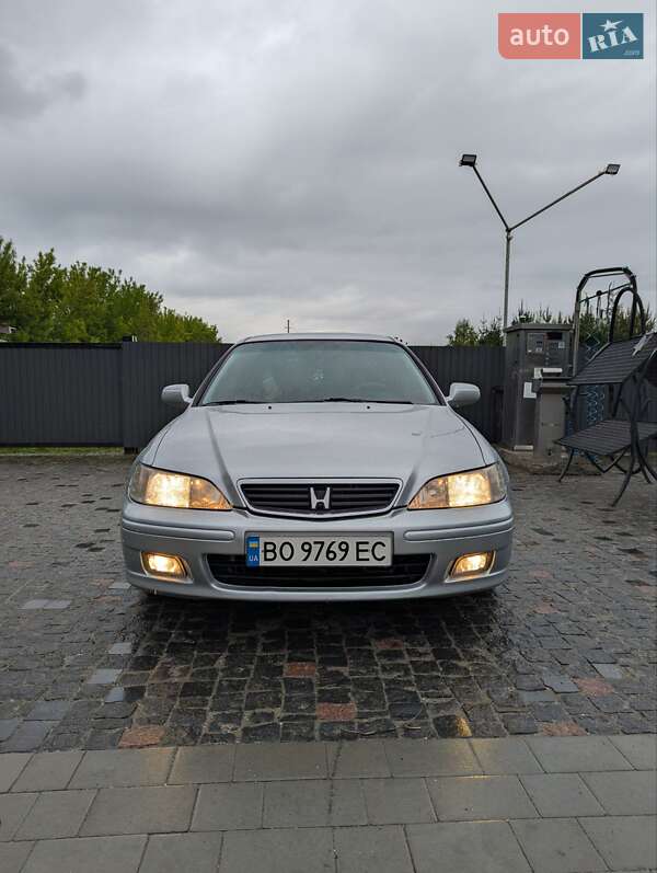 Honda Accord 2000