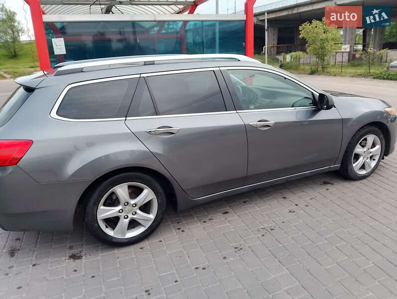 Универсал Honda Accord 2010 в Львове