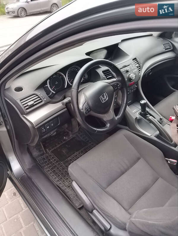 Универсал Honda Accord 2010 в Львове