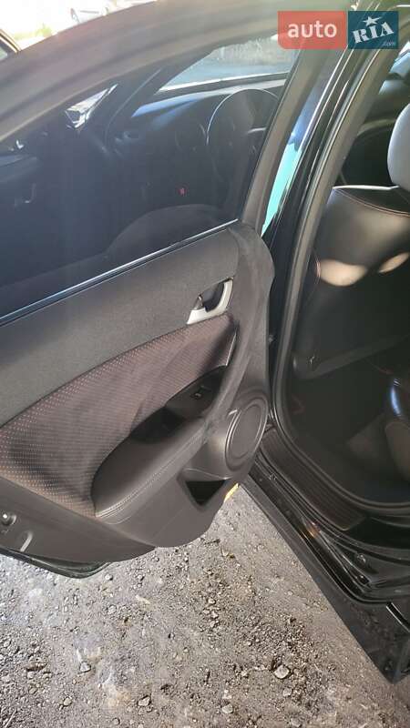 Седан Honda Accord 2012 в Южном