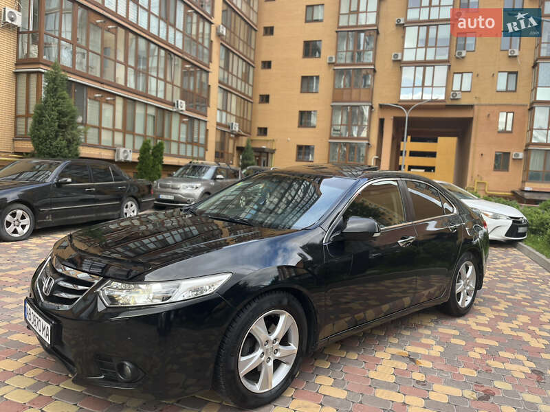 Седан Honda Accord 2012 в Виннице