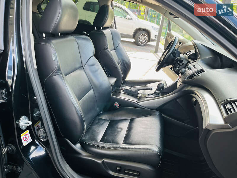 Седан Honda Accord 2012 в Виннице