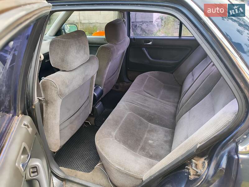 Седан Honda Accord 1993 в Днепре