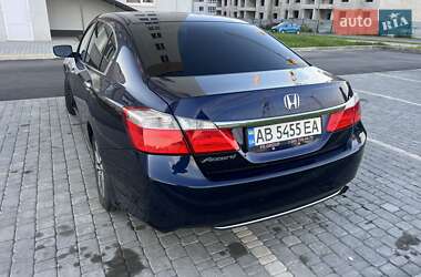 Седан Honda Accord 2012 в 