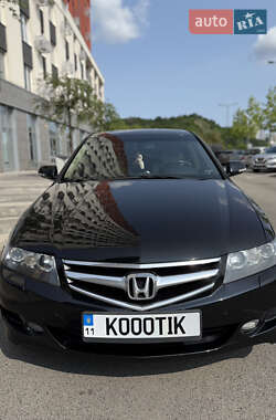Седан Honda Accord 2006 в Киеве