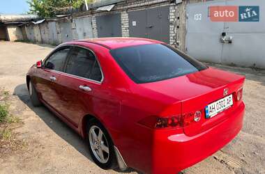 Седан Honda Accord 2004 в 