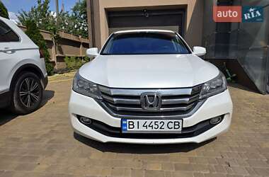 Седан Honda Accord 2014 в 