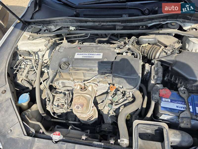 Седан Honda Accord 2014 в Полтаве