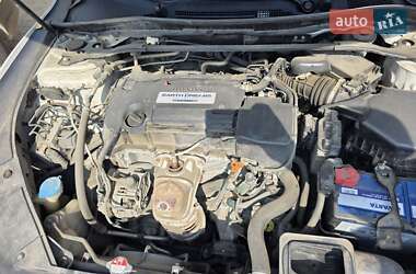 Седан Honda Accord 2014 в 