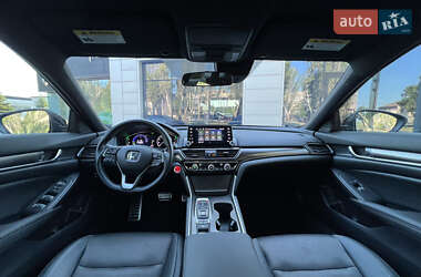 Седан Honda Accord 2022 в 