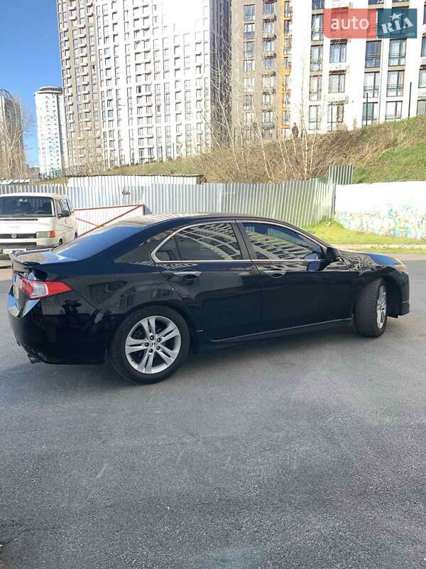 Седан Honda Accord 2008 в Киеве