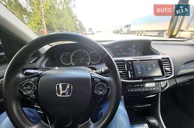 Седан Honda Accord 2016 в 