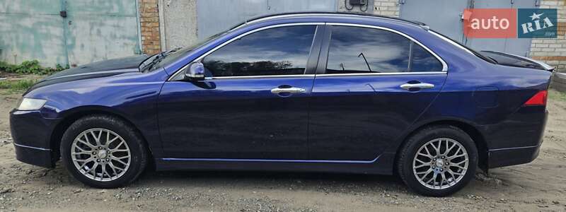 Седан Honda Accord 2004 в Буче