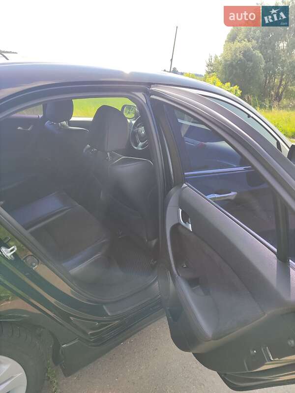 Седан Honda Accord 2011 в Борзне
