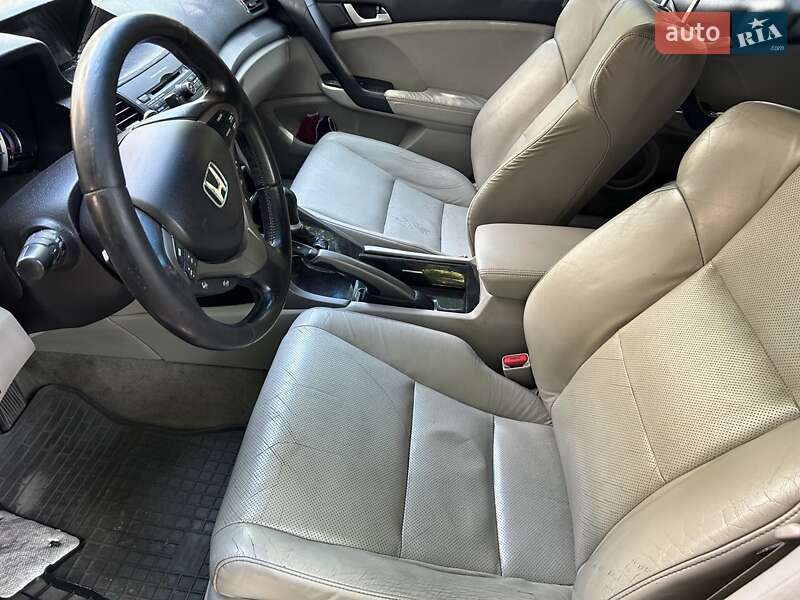 Седан Honda Accord 2008 в 