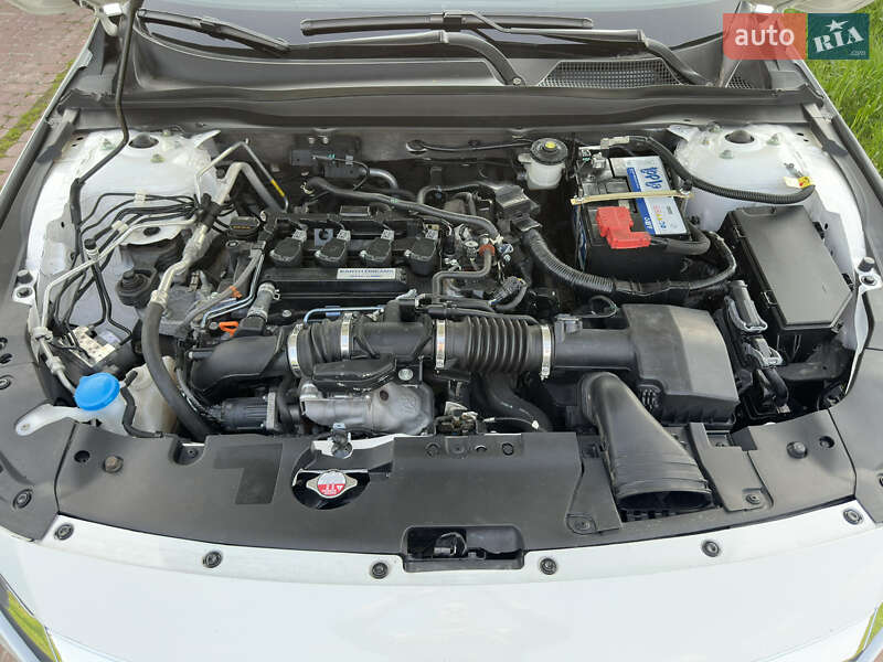 Седан Honda Accord 2019 в Ровно