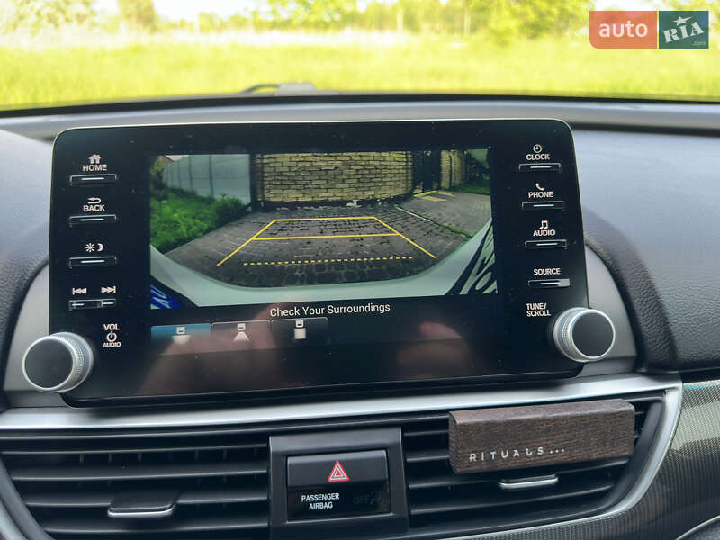 Седан Honda Accord 2019 в Ровно
