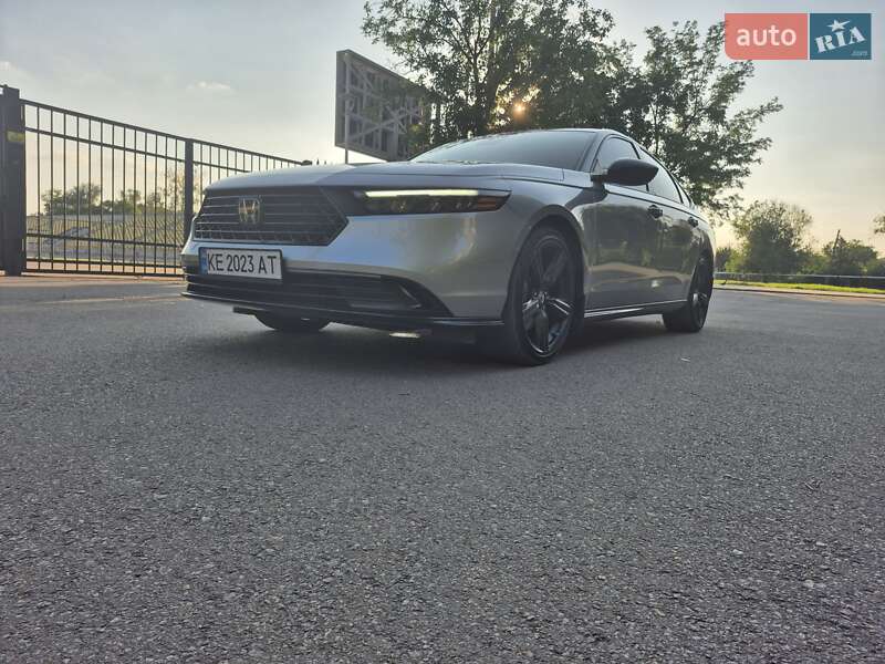 Седан Honda Accord 2023 в Кривому Розі