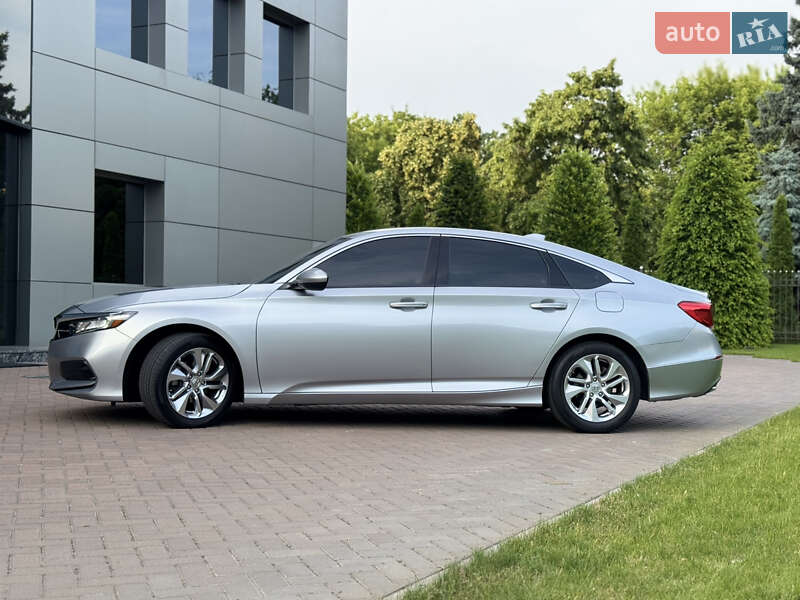 Седан Honda Accord 2018 в Харькове