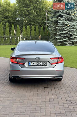 Седан Honda Accord 2018 в 