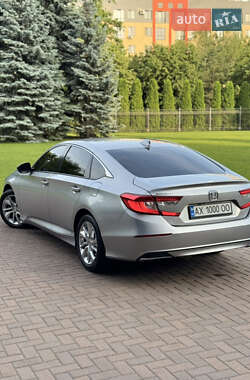 Седан Honda Accord 2018 в 
