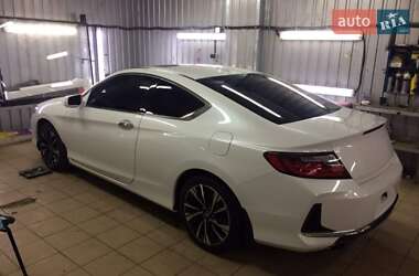 Купе Honda Accord 2015 в 