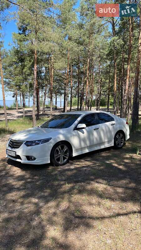 Седан Honda Accord 2011 в 