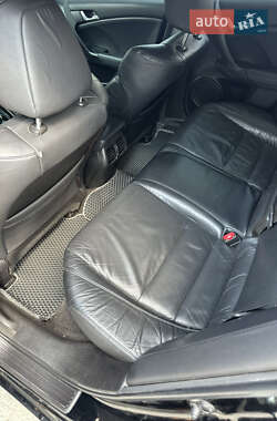 Седан Honda Accord 2010 в 