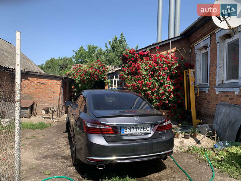 Седан Honda Accord 2016 в Сумах