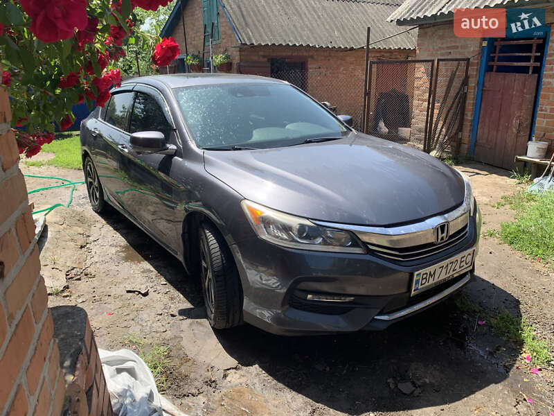 Седан Honda Accord 2016 в Сумах