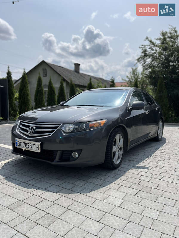 Седан Honda Accord 2008 в Городке