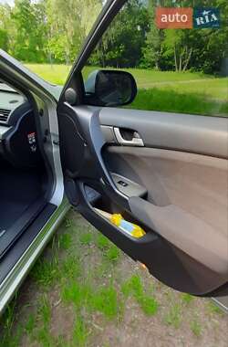 Седан Honda Accord 2008 в 