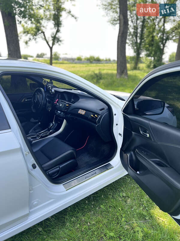 Седан Honda Accord 2016 в Могилев-Подольске фото 4 Седан Honda Accord 2016 в Могилев-Подольске