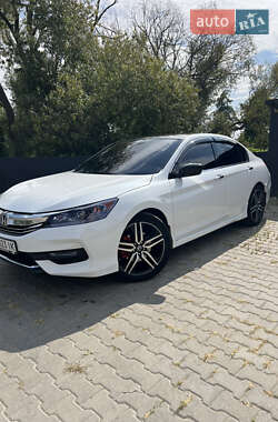 Седан Honda Accord 2016 в 