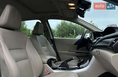Седан Honda Accord 2014 в 
