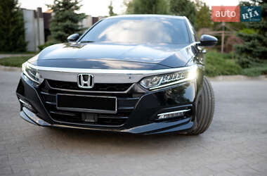 Седан Honda Accord 2018 в Павлограді