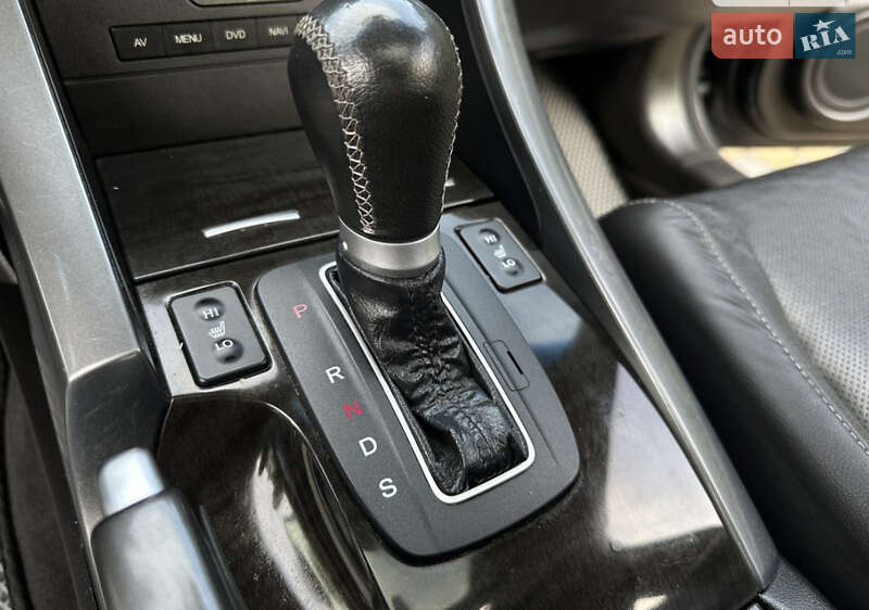 Седан Honda Accord 2012 в Рені