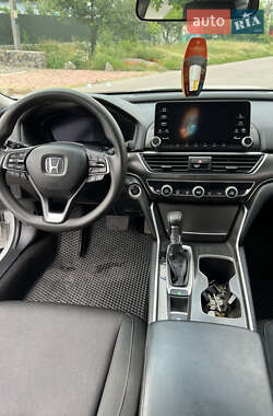 Седан Honda Accord 2017 в 