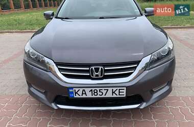 Седан Honda Accord 2013 в Обухові