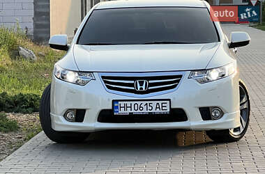 Седан Honda Accord 2011 в 