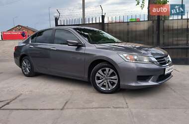Седан Honda Accord 2014 в Києві