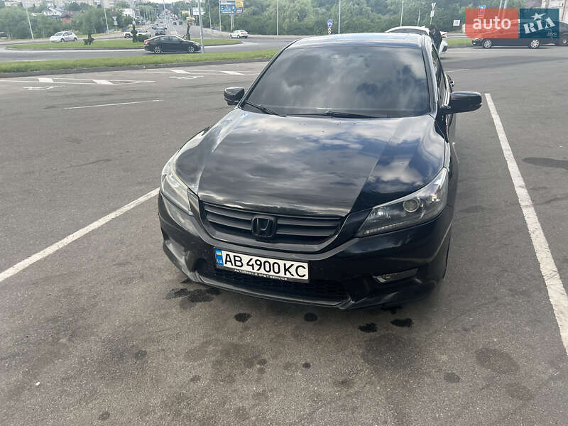 Седан Honda Accord 2014 в Виннице