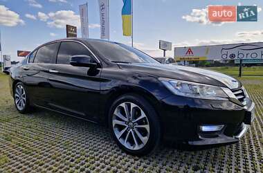 Седан Honda Accord 2013 в Львове