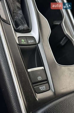 Седан Honda Accord 2018 в 